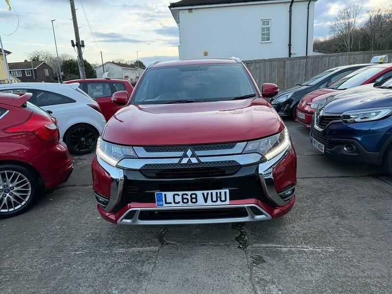 Used Mitsubishi Outlander P-HEV 2018 Red Estate
