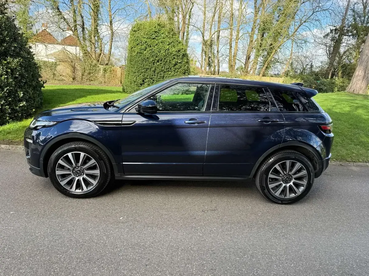 Used Land Rover Range Rover evoque HSE Dynamic 2016 Blue Estate