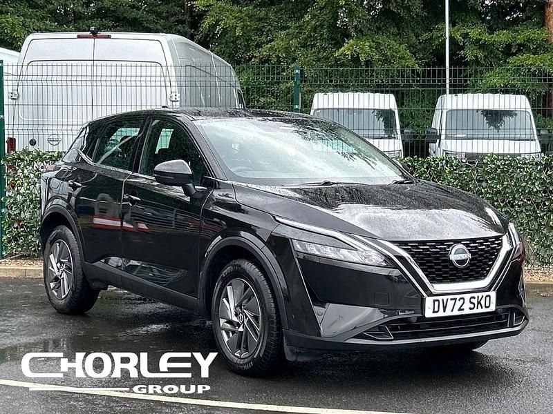 Black Used 2022 Nissan Qashqai Acenta Premium SUV | £19,668 (Good price) - Image 1/4