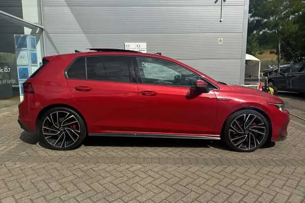 Used VW Golf VIII GTI 245 HP (180 kW) 2021 Red Hatchback