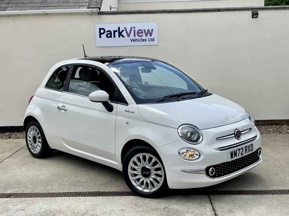 Used Fiat 500 Dolcevita 70 HP (51 kW) 2022 White Hatchback