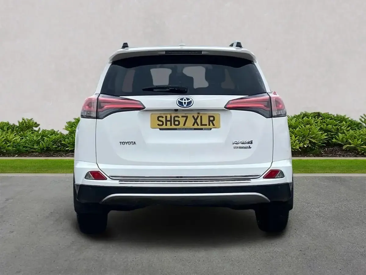 Used Toyota RAV4 Hybrid 2017 White SUV