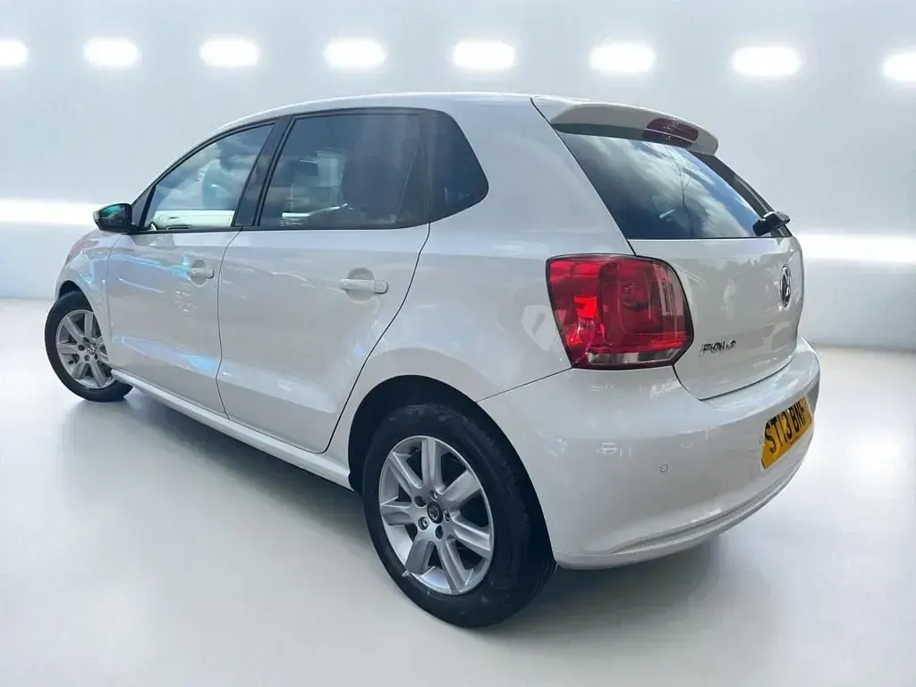 Begagnad VW Polo Edition 60 HK (44 kW) 2013 Vit Halvkombi