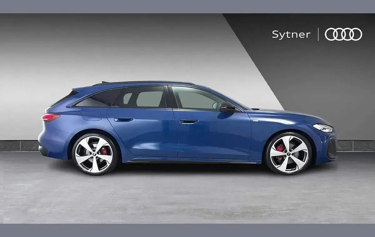 Used Audi A5 Advanced 200 HP (147 kW) 2025 Blue Estate