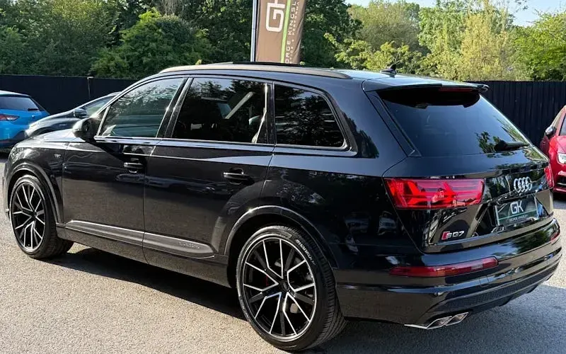 Used Audi SQ7 Comfort 435 HP (319 kW) 2017 Black SUV