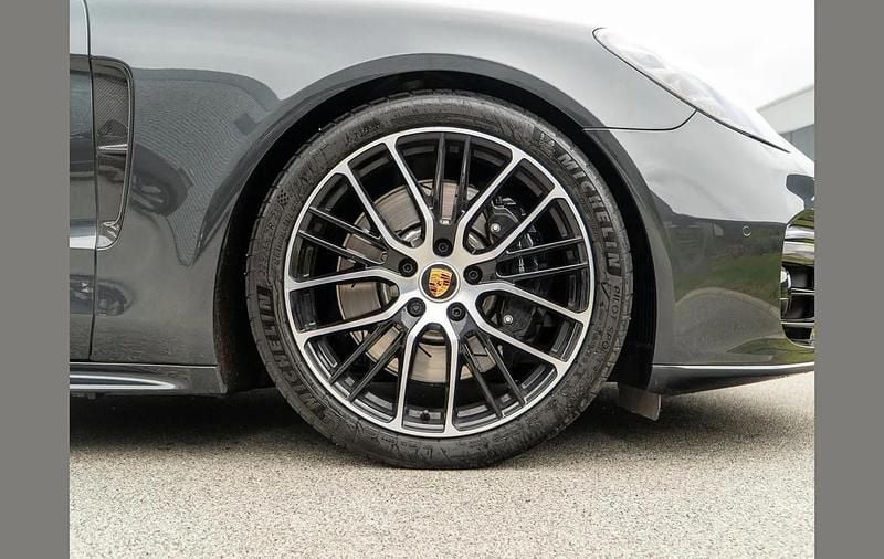 Used Porsche Panamera 472 HP (347 kW) 2023 Grey Hatchback
