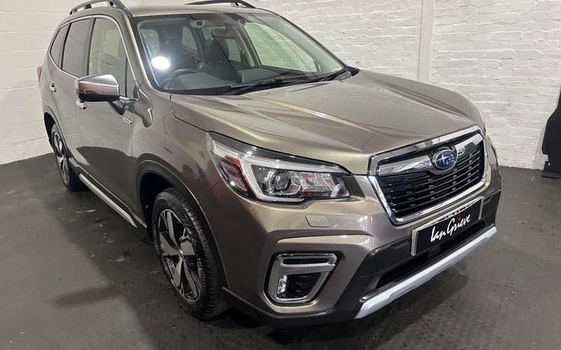 Usado Subaru Forester Premium 150 HP (110 kW) 2020 SUV