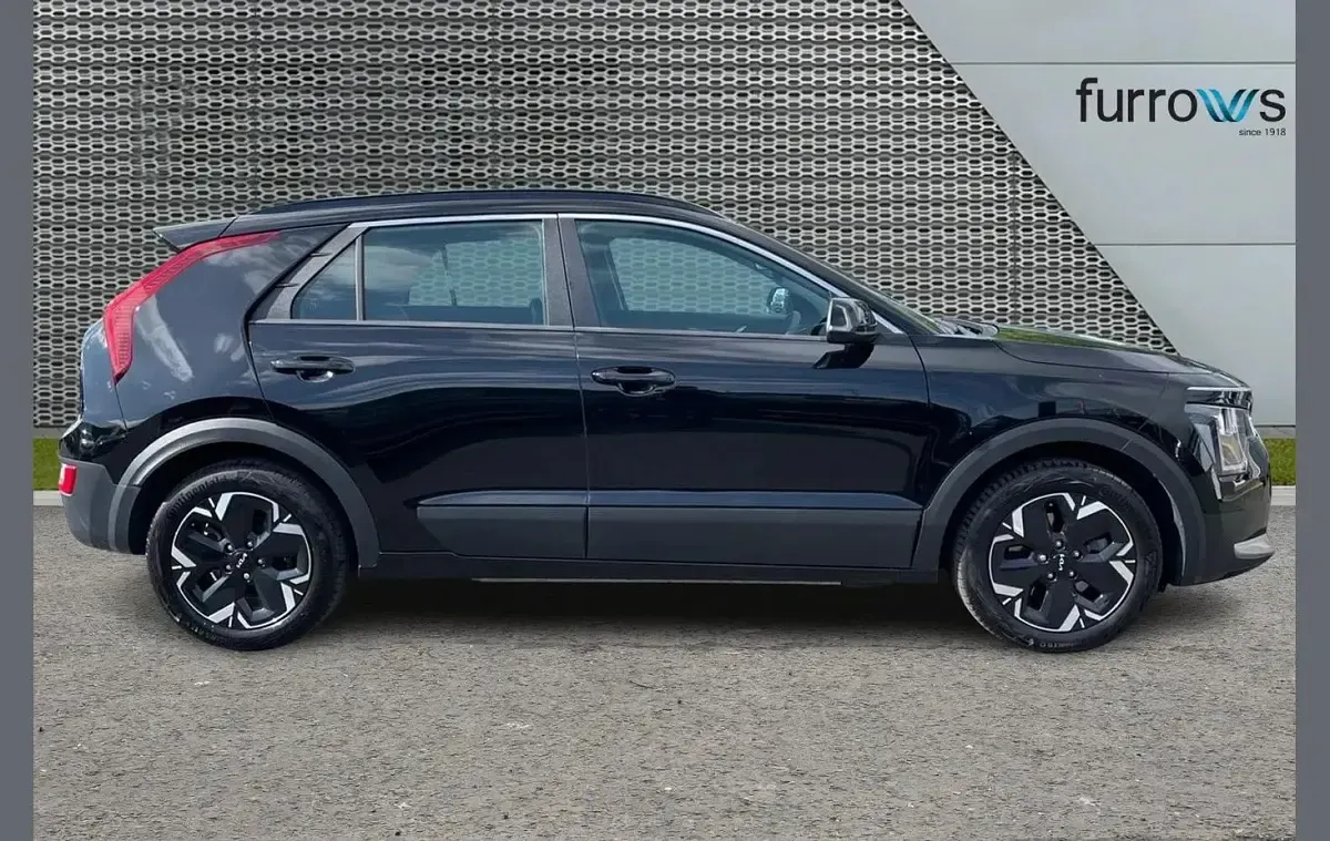 Used Kia e-Niro 147 kW (200 HP) 2025 Black SUV