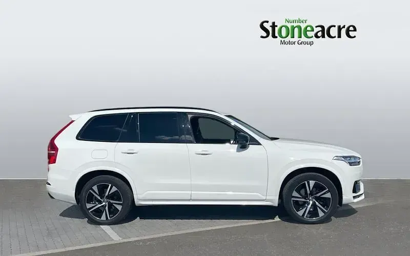 Used Volvo XC90 R-Design 235 HP (172 kW) 2021 SUV