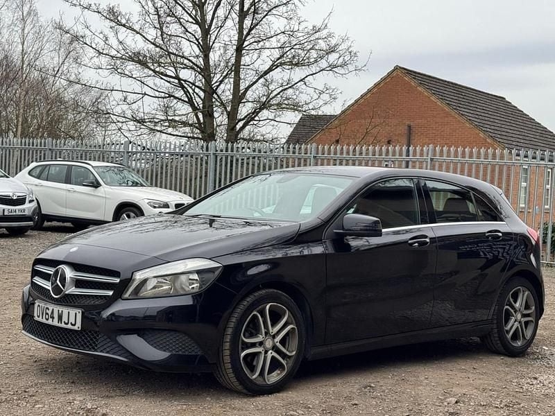Used Mercedes A180 109 HP (80 kW) 2014 Black Hatchback