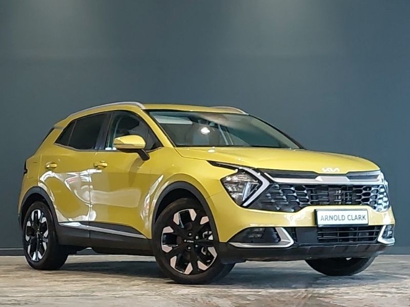 Yellow Used 2023 Kia Sportage 3 SUV | £29,998 (Fair price) - Image 1/4