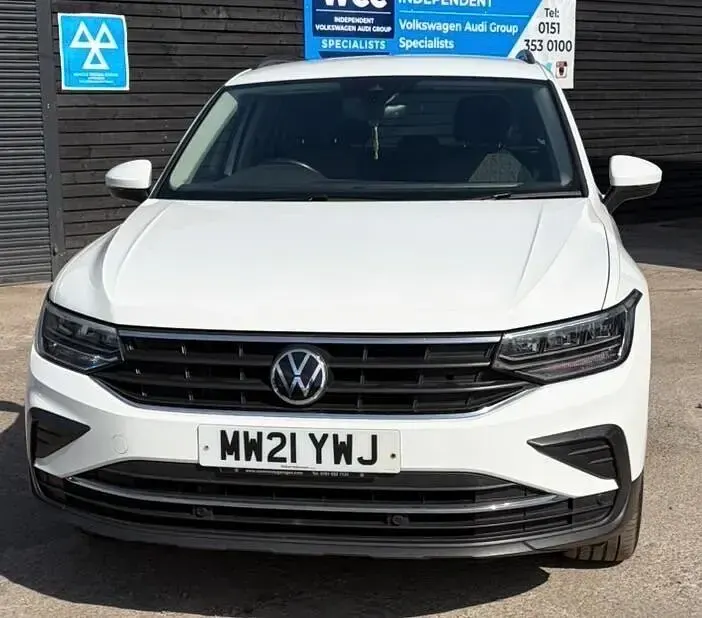 Used VW Tiguan Life 150 HP (110 kW) 2021 White SUV
