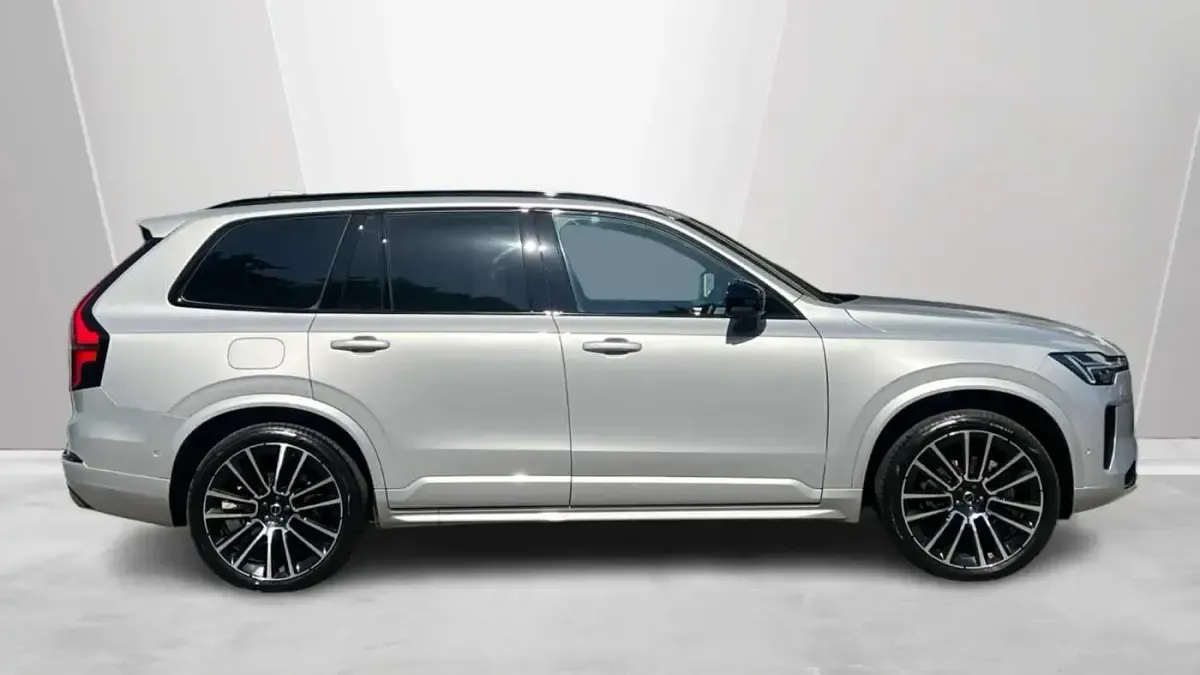 Used Volvo XC90 Ultra 247 HP (181 kW) 2025 SUV