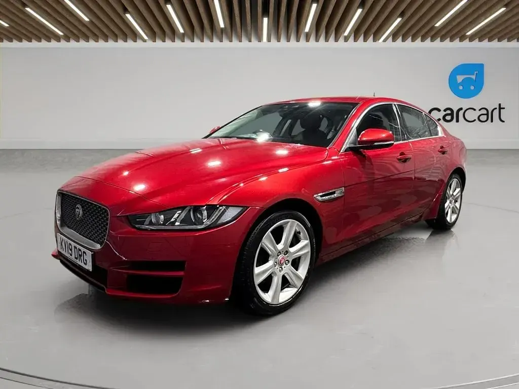 Used Jaguar XE Portfolio 250 HP (183 kW) 2019 Red Sedan