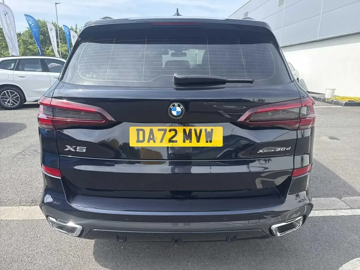Used BMW X5 M Sport 282 HP (207 kW) 2022 Black SUV
