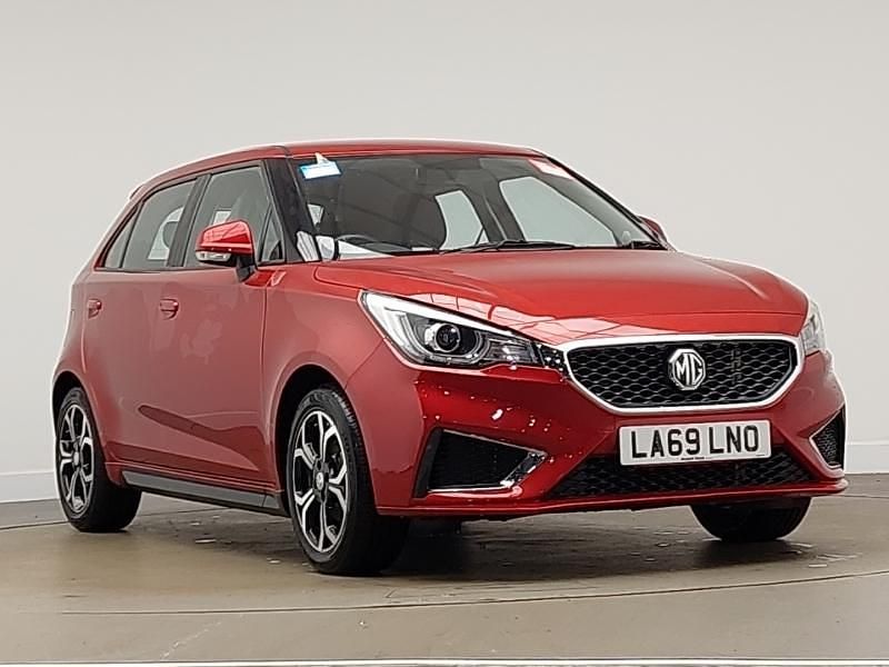 Used MG MG3 Exclusive 106 HP (77 kW) 2019 Red Hatchback