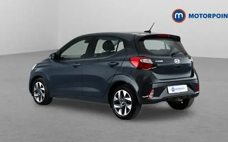 Used Hyundai i10 Advanced 63 HP (46 kW) 2025 Grey Hatchback