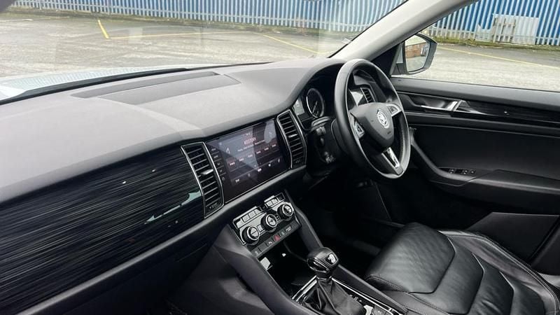 Used Skoda Kodiaq SE L 150 HP (110 kW) 2018 Metallic  brilliant silver SUV