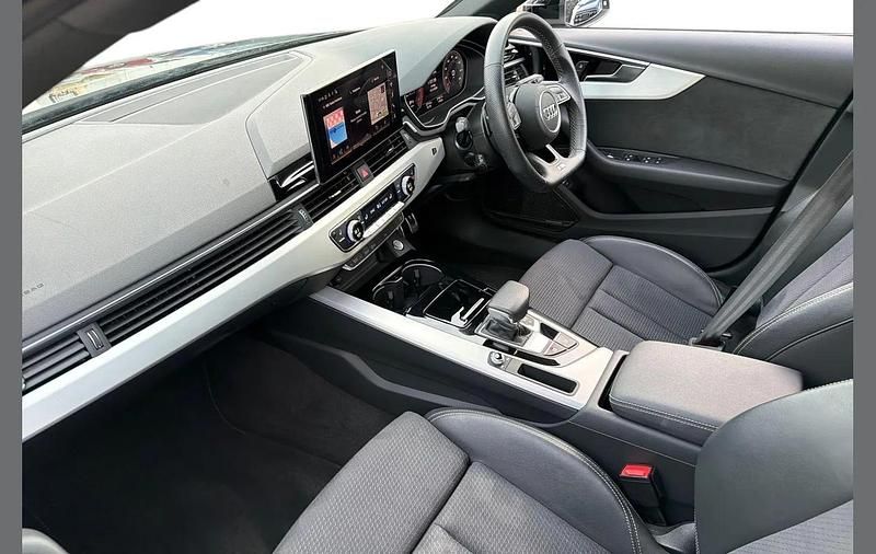 Used Audi A4 S-Line 147 HP (108 kW) 2023 Black Estate