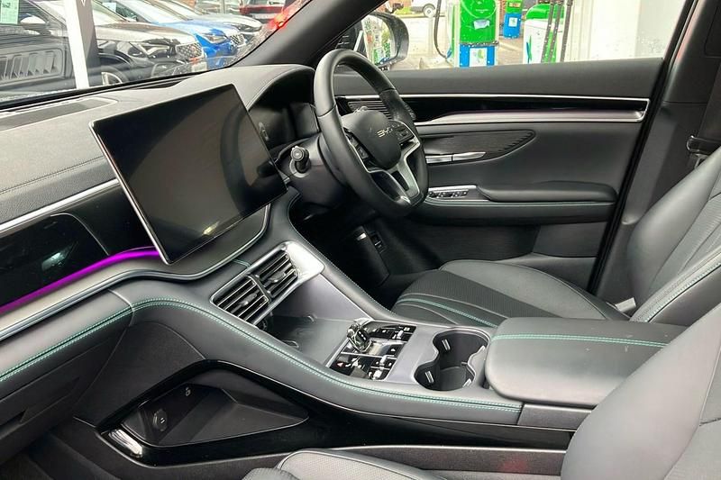 Used BYD Seal U Comfort 214 HP (157 kW) 2025 Black SUV