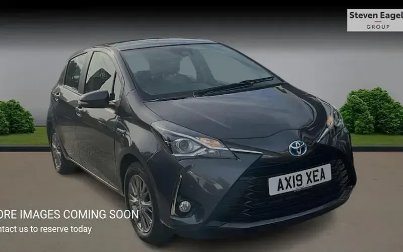 Used Toyota Yaris Hybrid 101 HP (74 kW) 2020 Hatchback