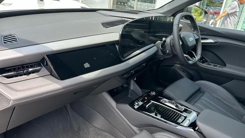 Used Audi Q6 e-tron S-Line 185 kW (252 HP) 2025 Grey SUV