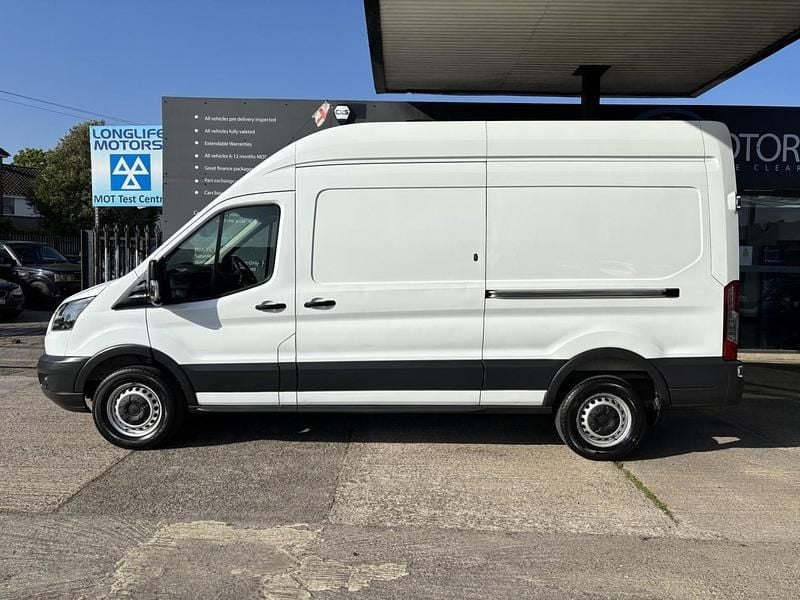 Begagnad Ford Transit 130 HK (95 kW) 2019 Vit Van