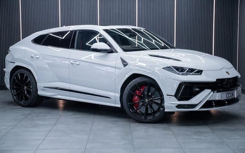Used 2024 Lamborghini Urus SUV | £227,990 (Super price) - Image 1/4