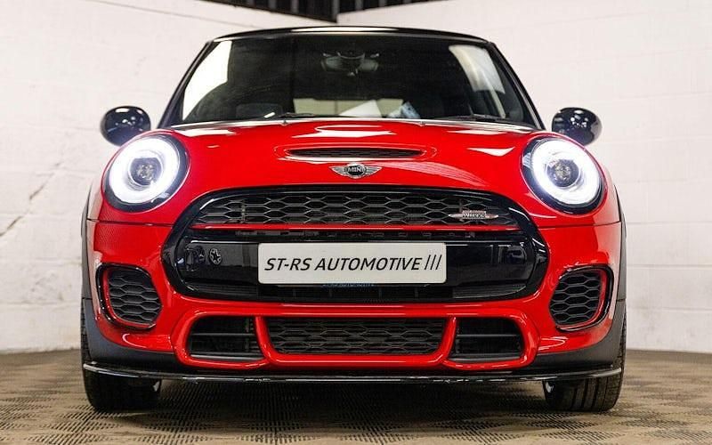 Used Mini John Cooper Works Hatch 231 HP (169 kW) 2017 Red Hatchback
