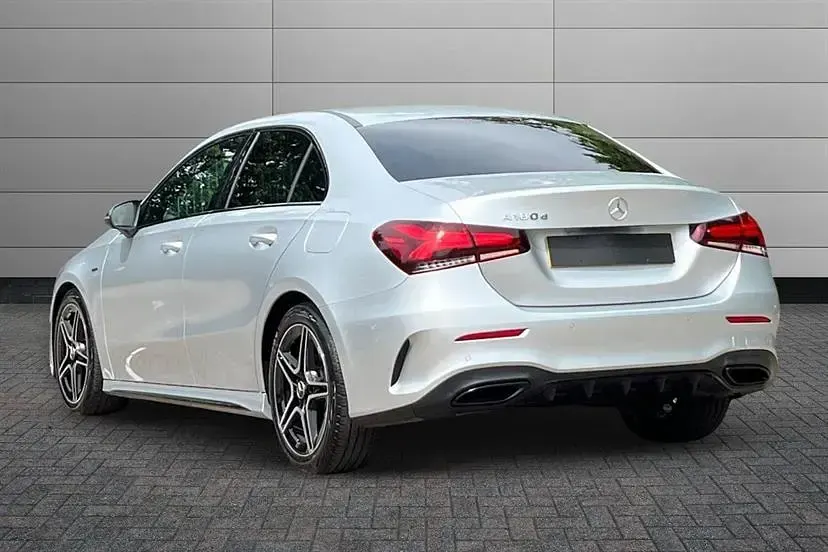 Used Mercedes A180 Executive 116 HP (85 kW) 2021 Silver Sedan