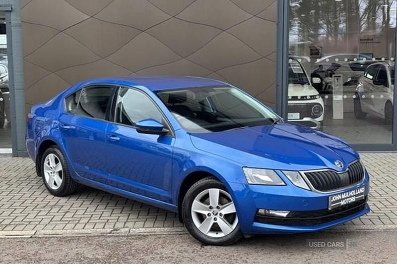 Used Skoda Octavia SE 115 HP (84 kW) 2018 Blue Hatchback