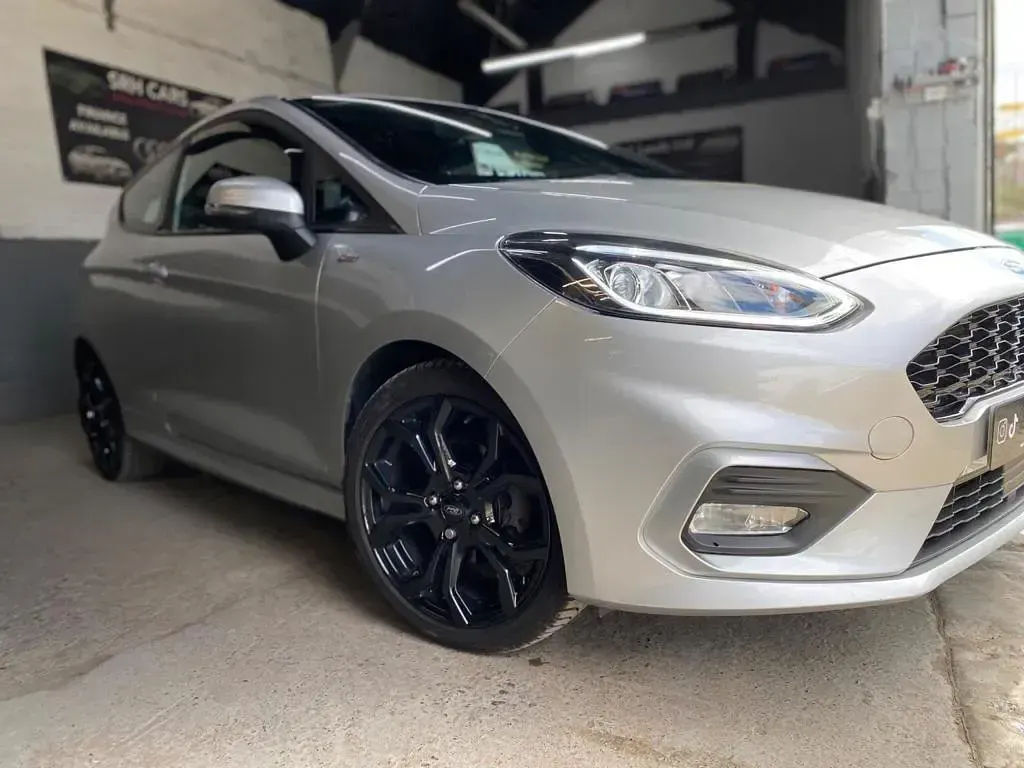 Used Ford Fiesta ST-Line 125 HP (91 kW) 2019 Silver Hatchback