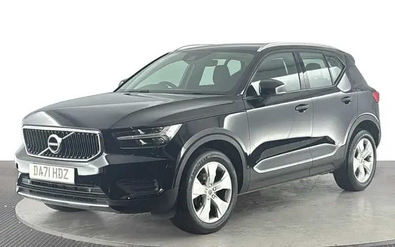 Used Volvo XC40 Momentum 163 HP (119 kW) 2021 SUV