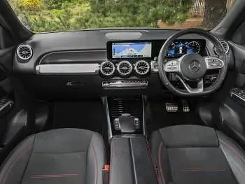 Second-hand Mercedes GLB200 AMG Line Premium 163 CP (119 kW) 2022 Gri SUV