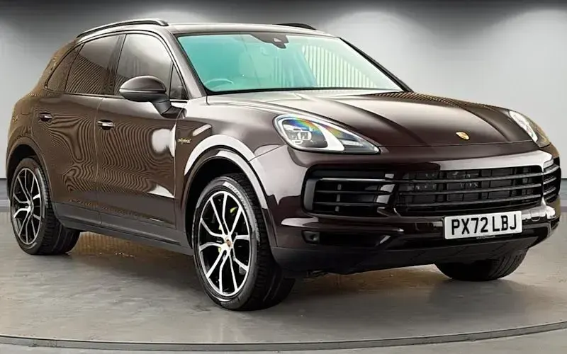 Used Porsche Cayenne Platinum Edition 462 HP (339 kW) 2022 SUV