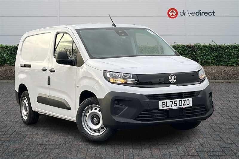 New Vauxhall Combo S 100 HP (73 kW) 2025 White MPV