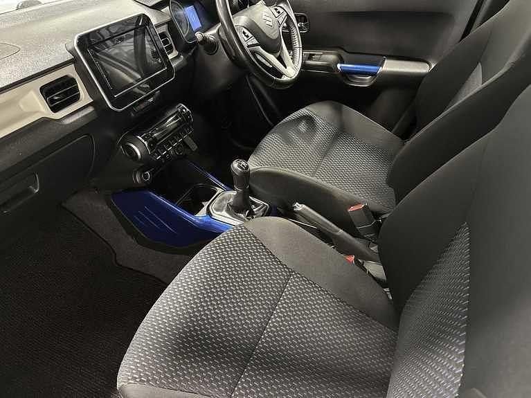 Used Suzuki Ignis SZ5 83 HP (61 kW) 2022 White SUV