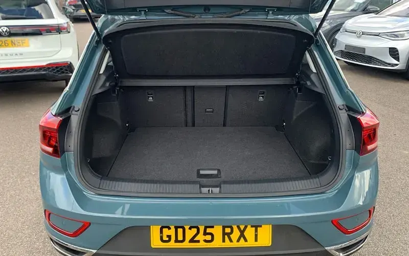 Used VW T-Roc Style 150 HP (110 kW) 2025 Blue SUV