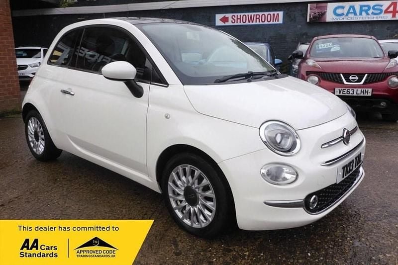 Used Fiat 500 Lounge 69 HP (50 kW) 2017 White Hatchback