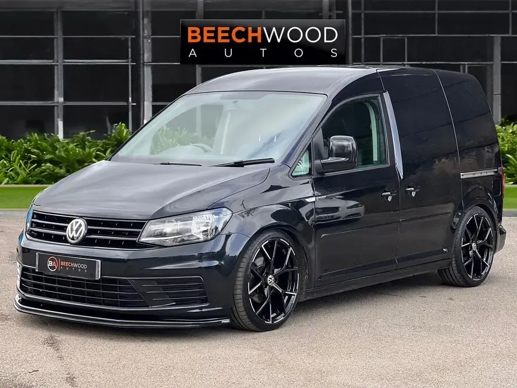 Used VW Caddy Startline 122 HP (89 kW) 2019 Black MPV
