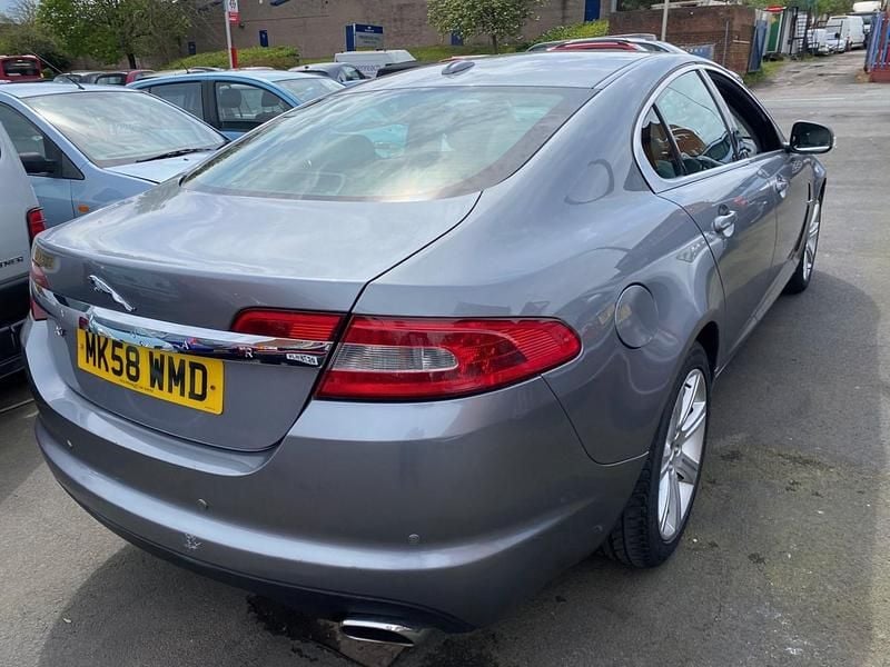 Second-hand Jaguar XF Luxury 207 CP (152 kW) 2008 Gri Berlinǎ