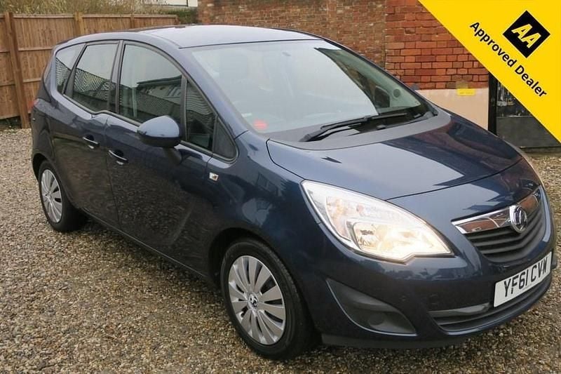 Used Vauxhall Meriva 100 HP (73 kW) 2012 Blue MPV