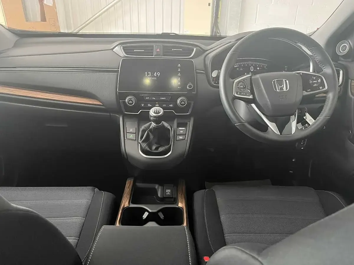 Used Honda CR-V SE 173 HP (127 kW) 2019 Blue SUV