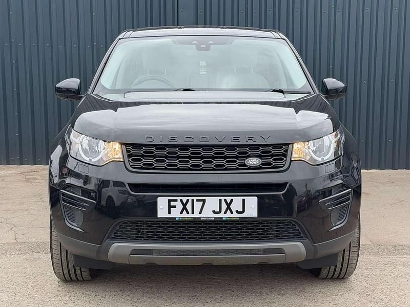 Used Land Rover Discovery Sport SE 180 HP (132 kW) 2017 Black SUV