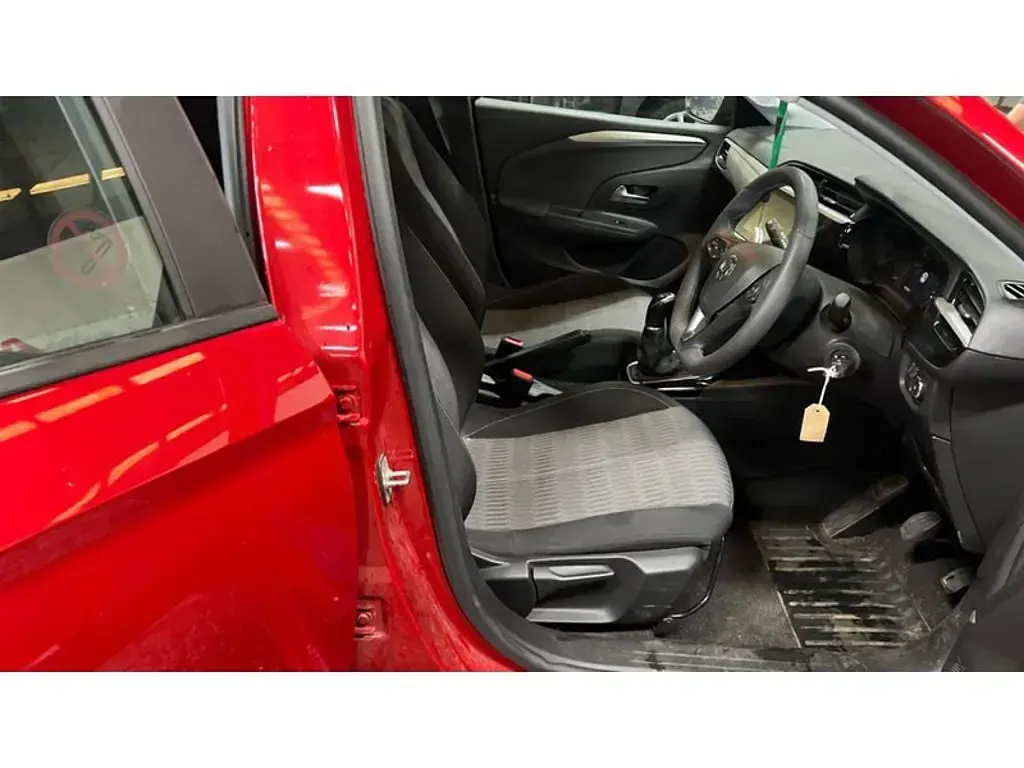 Used Vauxhall Corsa Design Edition 2023 Crimson red (metallic paint) Hatchback