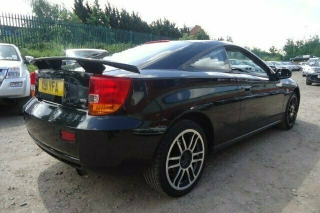 Used Toyota Celica 140 HP (102 kW) 2001 Hatchback