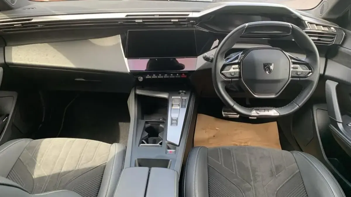 Second-hand Peugeot 408 GT 222 CP (163 kW) 2024 Albastru SUV