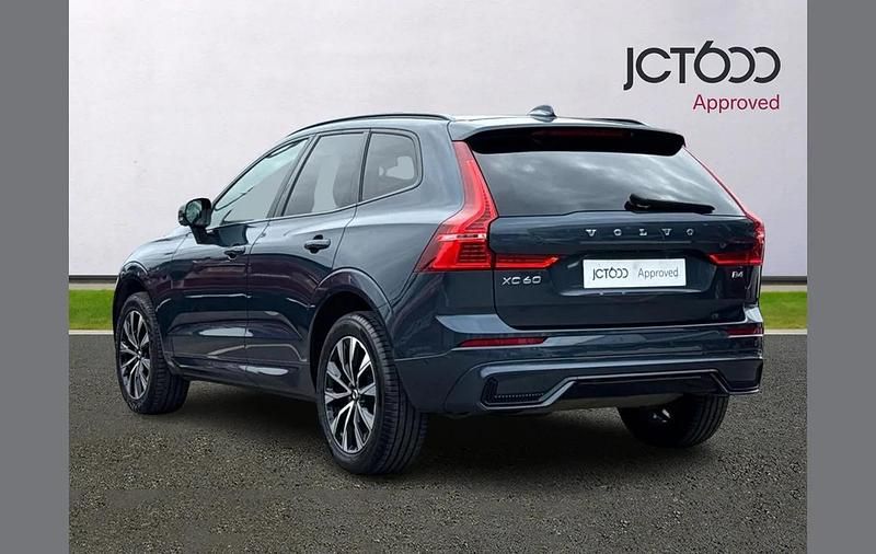 Used Volvo XC60 Plus 194 HP (142 kW) 2023 Blue SUV