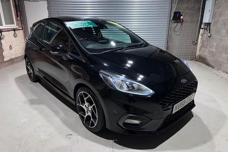 Used Ford Fiesta ST 200 HP (147 kW) 2018 Black Hatchback