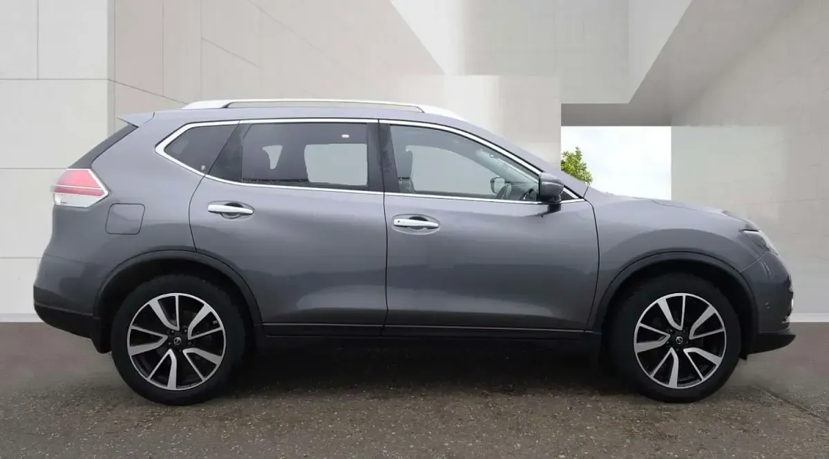 Used Nissan X-Trail Tekna 130 HP (95 kW) 2017 Grey SUV